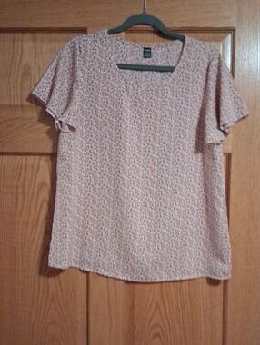 SHEIN Pink Floral Flutter Sleeve Blouse